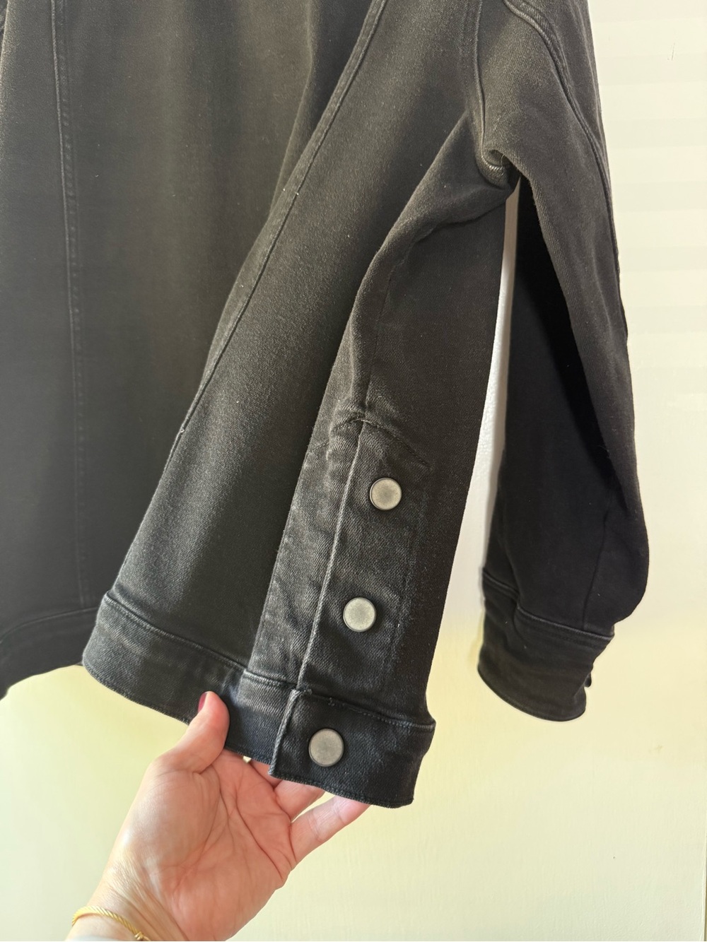 Universal Standard Black Denim Chore Jacket Minimalist Chic Longline Snap Sides - Picture 7 of 12